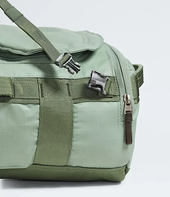 Base Camp Voyager Duffel—32L Base Camp Voyager Duffel—32L