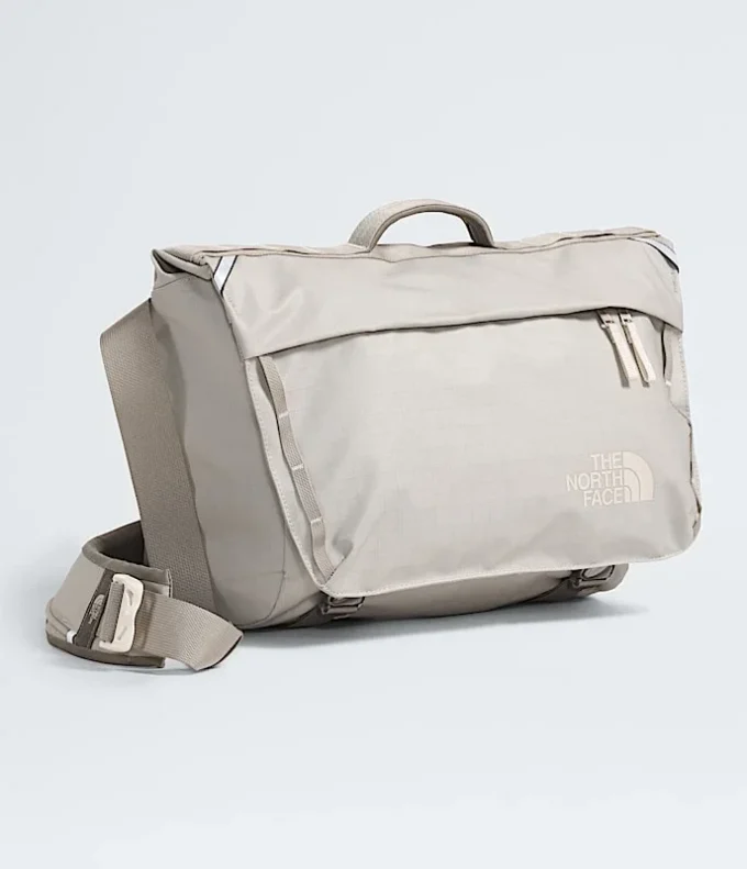 Base Camp Voyager Messenger Bag Base Camp Voyager Messenger Bag