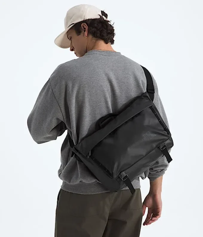 Base Camp Voyager Messenger Bag Base Camp Voyager Messenger Bag