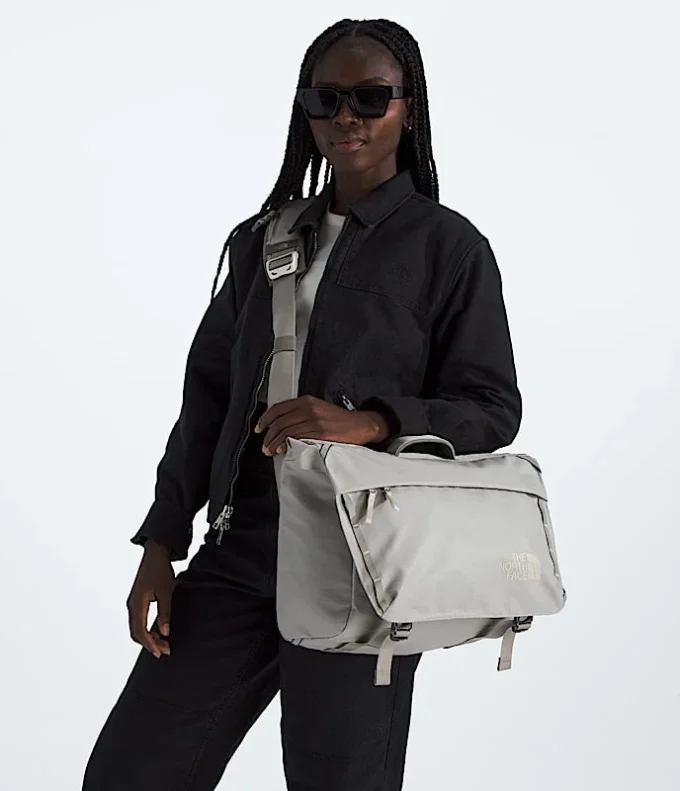 Base Camp Voyager Messenger Bag Base Camp Voyager Messenger Bag