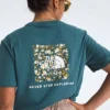 Evolution Floral Box NSE kortærmet T-shirt til kvinder – Grafik Evolution Floral Box NSE kortærmet T-shirt til kvinder – Grafik