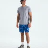 Kortærmet tri-blend T-shirt til mænd Kortærmet tri-blend T-shirt til mænd