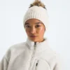 Oh Mega Fur Pom Lined Beanie til kvinder Oh Mega Fur Pom Lined Beanie til kvinder