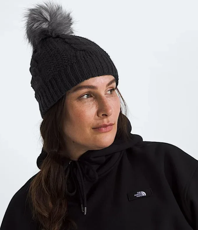 Oh Mega Fur Pom Lined Beanie til kvinder Oh Mega Fur Pom Lined Beanie til kvinder