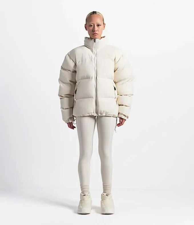 The North Face X SKIMS 1996 Nuptse jakke
