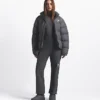 The North Face X SKIMS 1996 Nuptse jakke