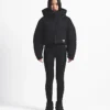 The North Face X SKIMS Insulated Shell Jacket til kvinder