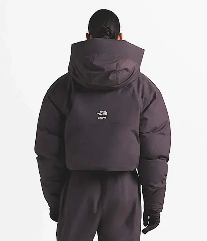 The North Face X SKIMS Insulated Shell Jacket til kvinder