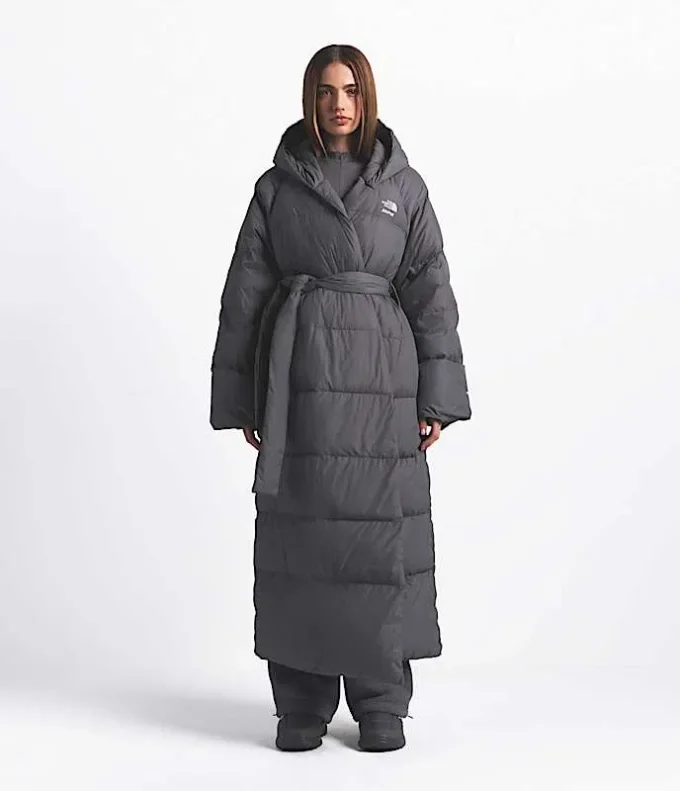 The North Face X SKIMS Nuptse Wrap Parka til kvinder