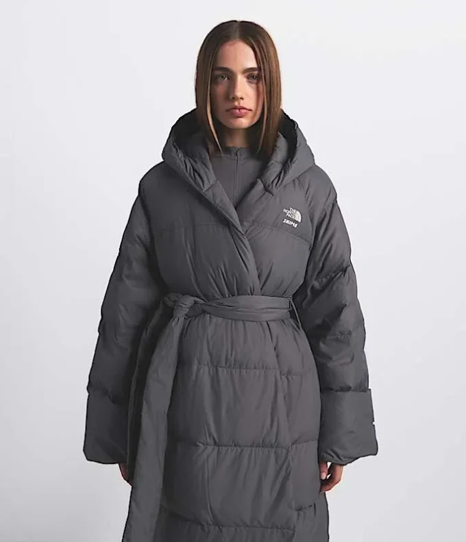 The North Face X SKIMS Nuptse Wrap Parka til kvinder