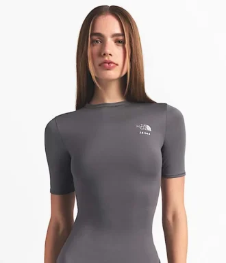 The North Face X SKIMS Refina kortærmet top til kvinder