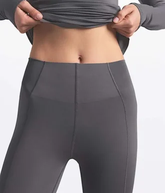 the north face x skims refina legging til kvinder 2 3 330x384 - The North Face X SKIMS Refina Legging til kvinder