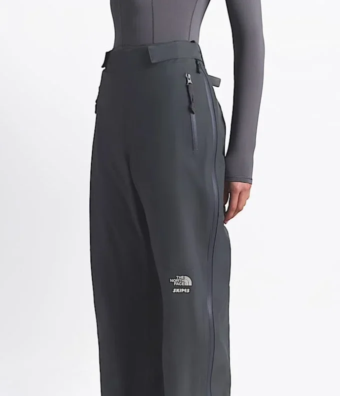 The North Face X SKIMS Seam Tape-bukser til kvinder