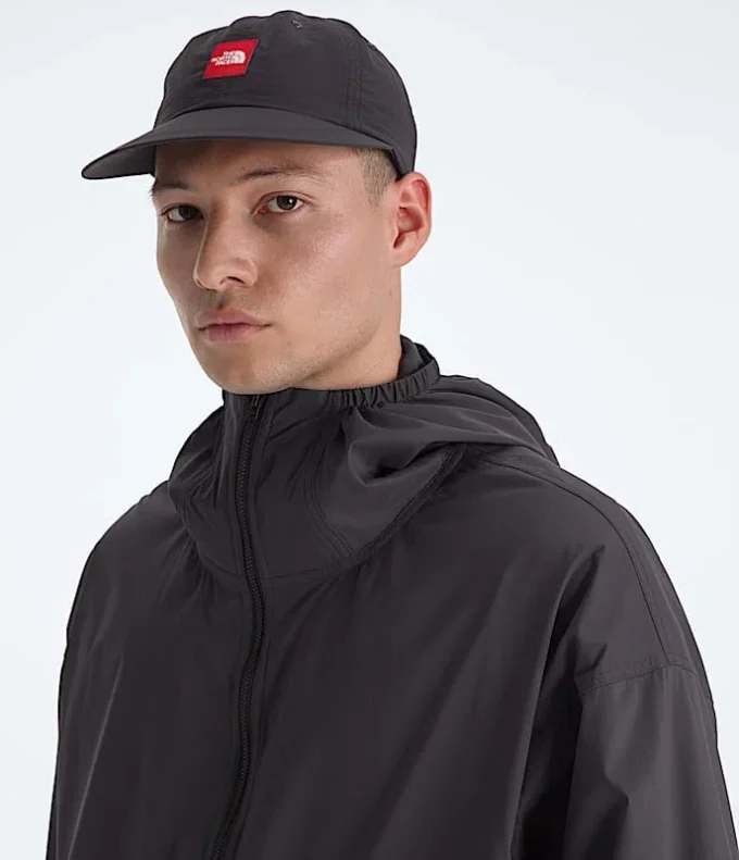 TNF™ Red Box Packable Hooded Wind Jacket til mænd TNF™ Red Box Packable Hooded Wind Jacket til mænd